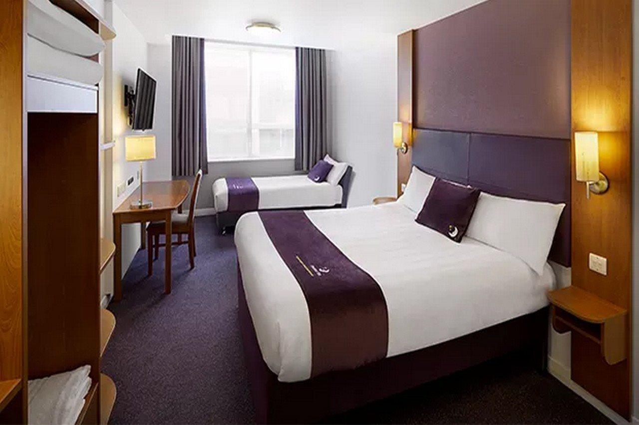 PREMIER INN LONDON ST.PANCRAS LONDON - LUXURY ACCOMMODATION - TOWER HAMLETS